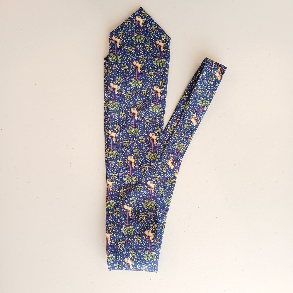 The Metropolitan Museum of Art Silk Tie Unicorn in Captivity Navy Blue Floral